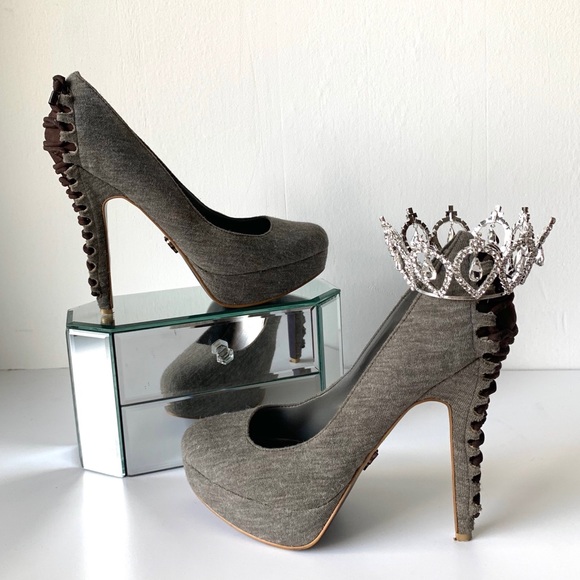 RACHEL Rachel Roy Shoes - Gray Pumps